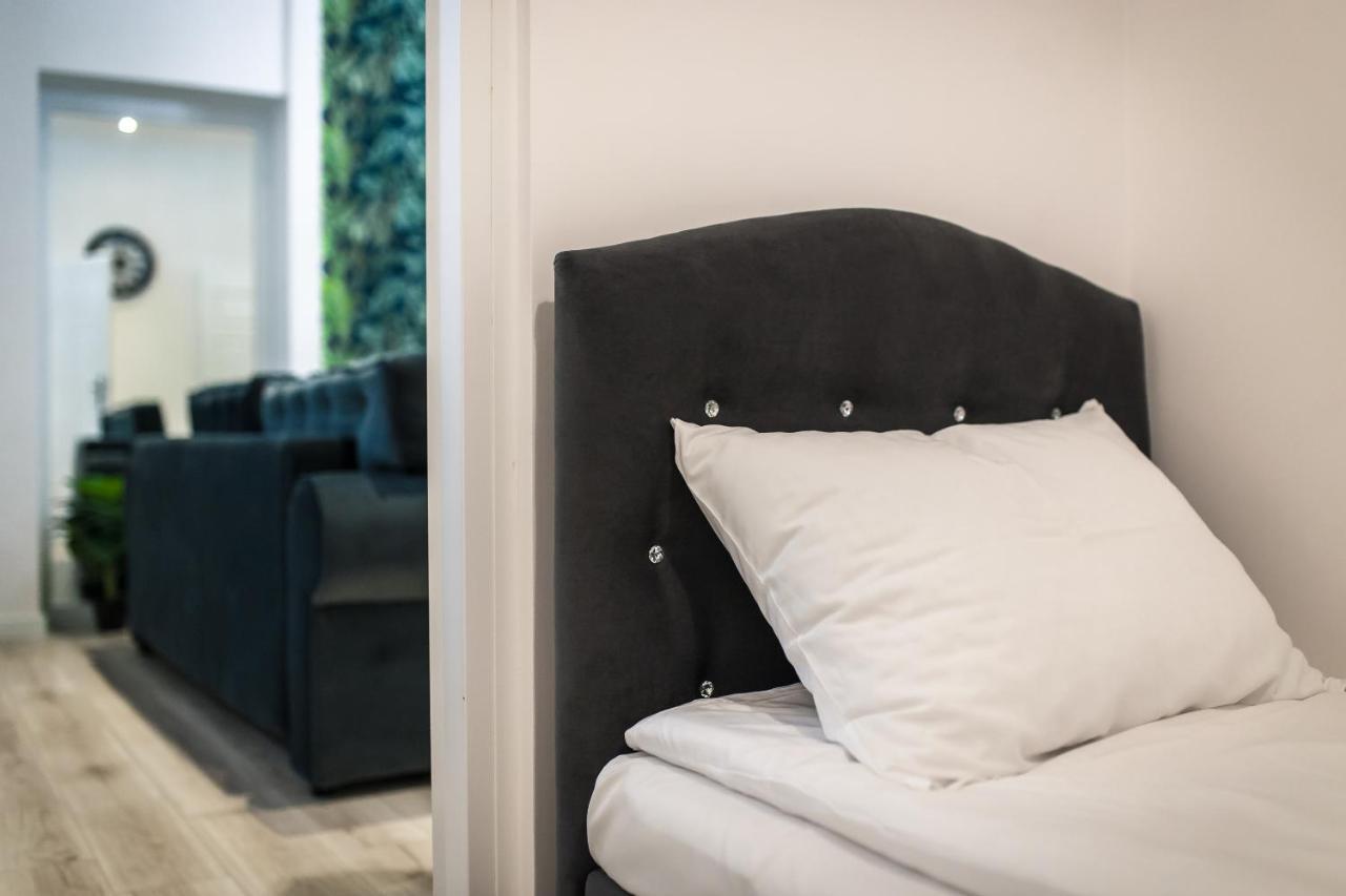 Moonlight Apartament Ζιελόνα Γκόρα Εξωτερικό φωτογραφία
