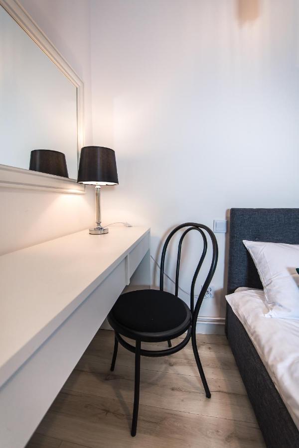 Moonlight Apartament Ζιελόνα Γκόρα Εξωτερικό φωτογραφία