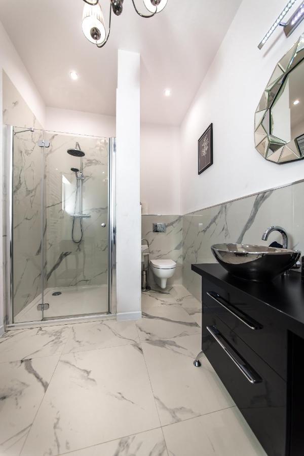 Moonlight Apartament Ζιελόνα Γκόρα Εξωτερικό φωτογραφία
